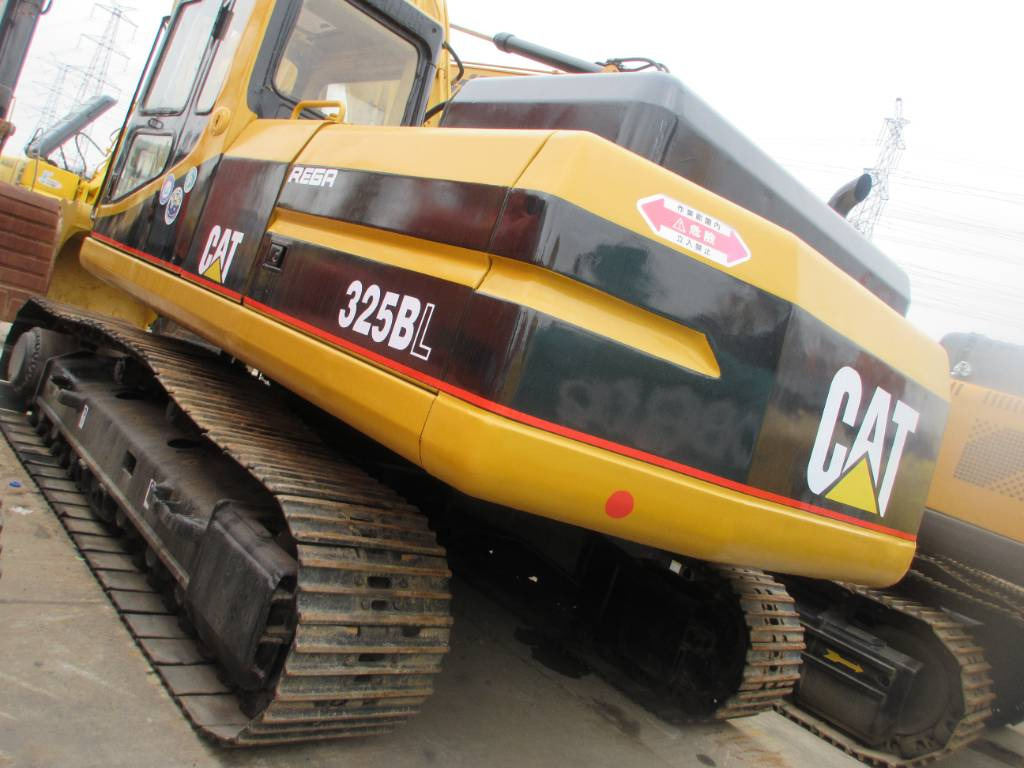 Гусеничный экскаватор CAT 325 B L: фото 1