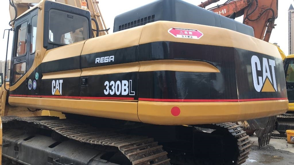 CAT 330 B L - Гусеничный экскаватор: фото 3 CAT 330 B L - Гусеничный экскаватор: фото 3