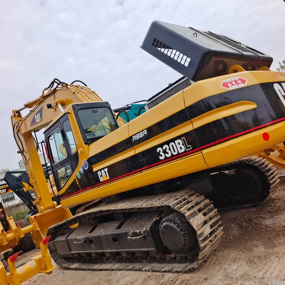 CAT 330 B L - Гусеничный экскаватор: фото 2 CAT 330 B L - Гусеничный экскаватор: фото 2