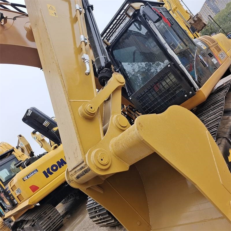 CAT 330 D - Гусеничный экскаватор: фото 3 CAT 330 D - Гусеничный экскаватор: фото 3