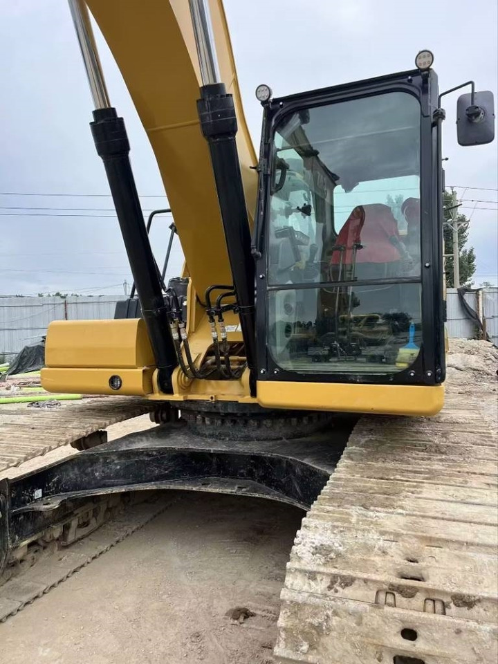 CAT 330 D - Гусеничный экскаватор: фото 4 CAT 330 D - Гусеничный экскаватор: фото 4