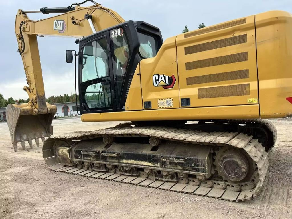 CAT 330 D - Гусеничный экскаватор: фото 1 CAT 330 D - Гусеничный экскаватор: фото 1