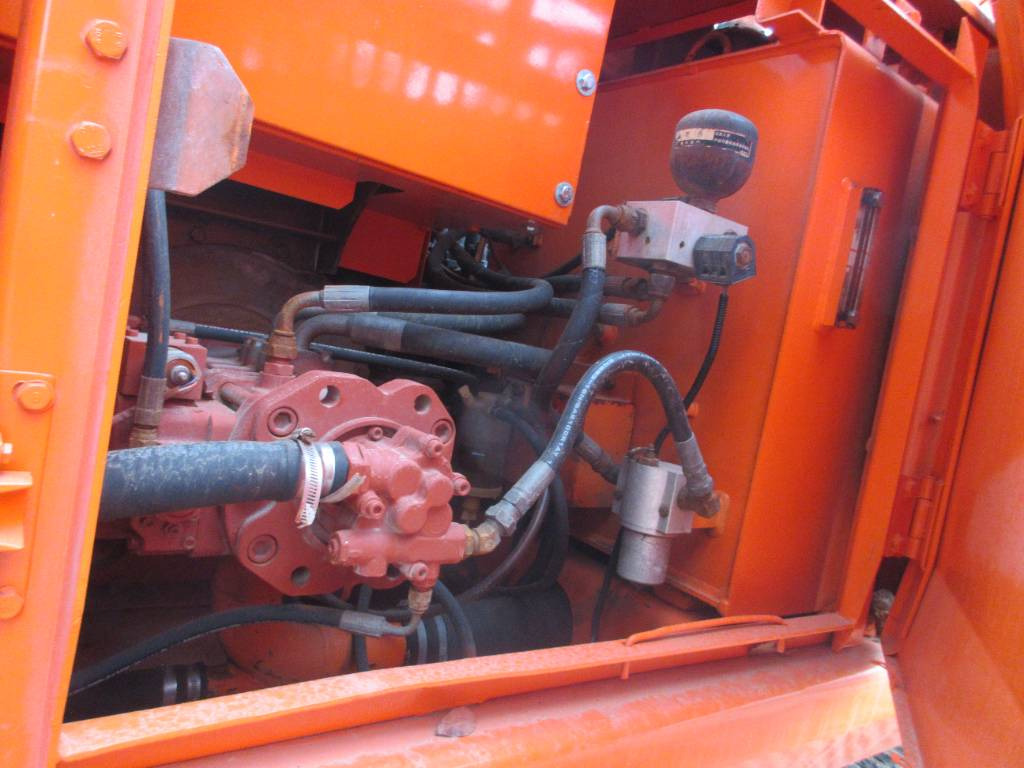 Doosan DH 150 LC-7 - Колёсный экскаватор: фото 5 Doosan DH 150 LC-7 - Колёсный экскаватор: фото 5