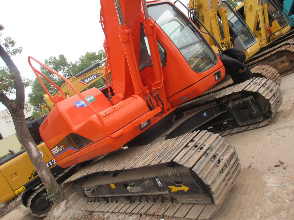 Doosan DH 150 LC-7 - Колёсный экскаватор: фото 3 Doosan DH 150 LC-7 - Колёсный экскаватор: фото 3