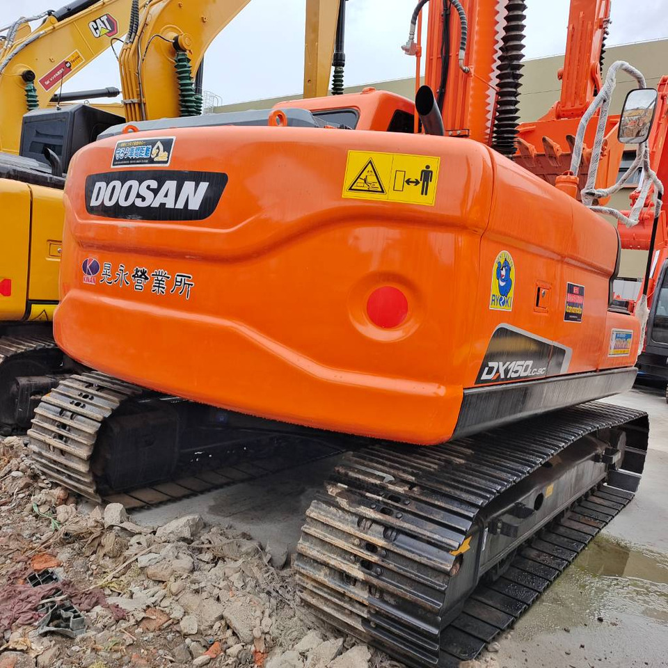 Doosan DX 150 LC - Гусеничный экскаватор: фото 2 Doosan DX 150 LC - Гусеничный экскаватор: фото 2