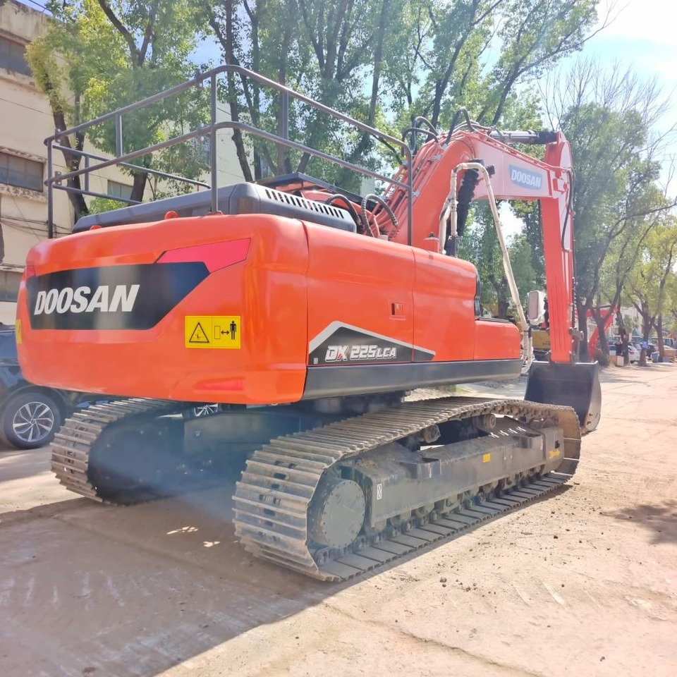 Doosan DX 225 LC - Гусеничный экскаватор: фото 4 Doosan DX 225 LC - Гусеничный экскаватор: фото 4