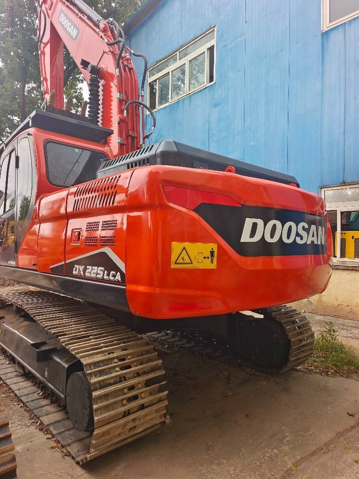 Doosan DX 225 LC - Гусеничный экскаватор: фото 4 Doosan DX 225 LC - Гусеничный экскаватор: фото 4