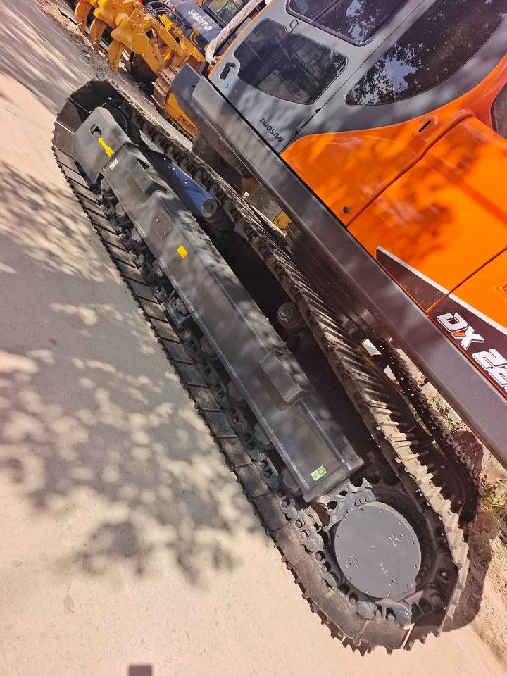 Doosan DX 225 LC - Гусеничный экскаватор: фото 5 Doosan DX 225 LC - Гусеничный экскаватор: фото 5
