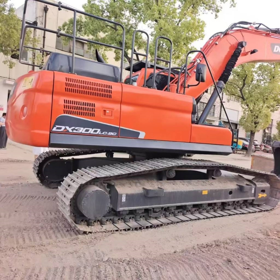 Doosan DX 300 LC - Гусеничный экскаватор: фото 5 Doosan DX 300 LC - Гусеничный экскаватор: фото 5
