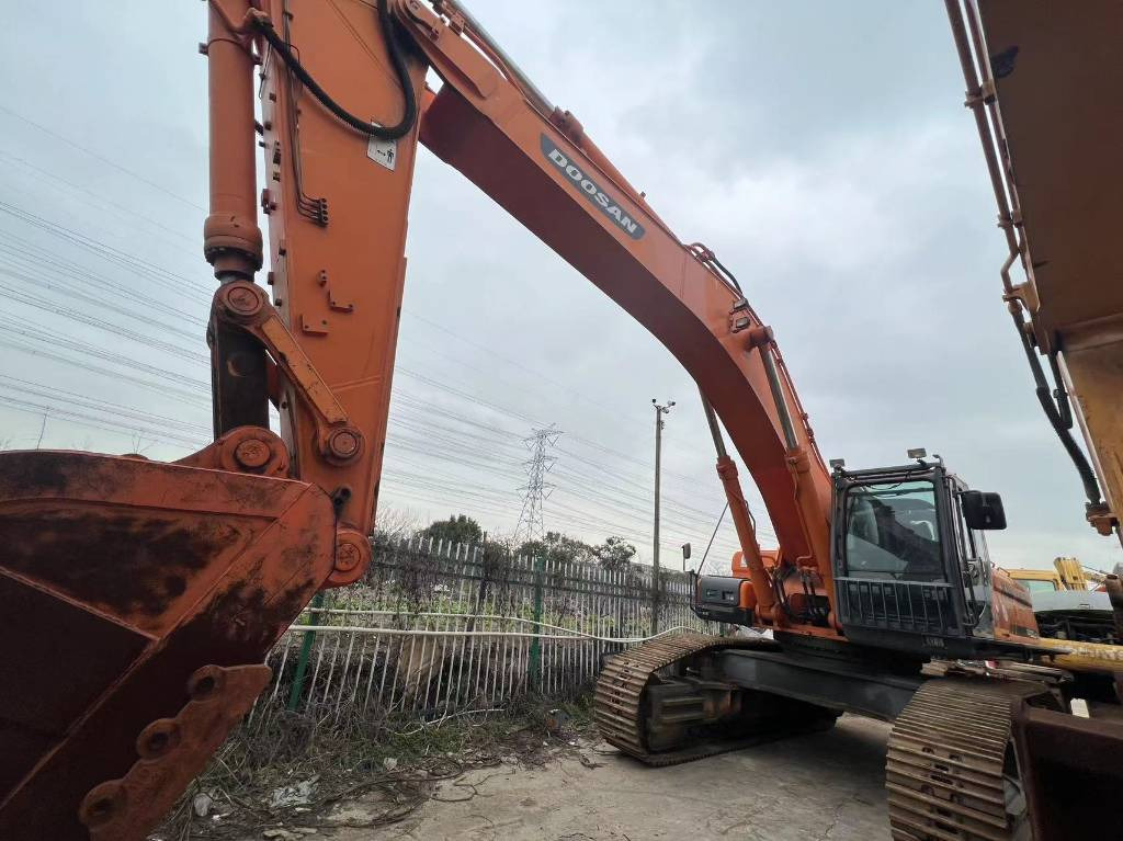 Doosan DX 500 LCA - Гусеничный экскаватор: фото 5 Doosan DX 500 LCA - Гусеничный экскаватор: фото 5