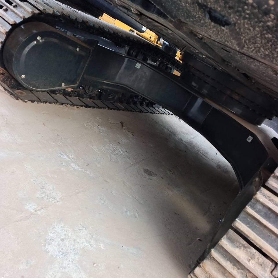 Hyundai 305LC-9 - Гусеничный экскаватор: фото 4 Hyundai 305LC-9 - Гусеничный экскаватор: фото 4