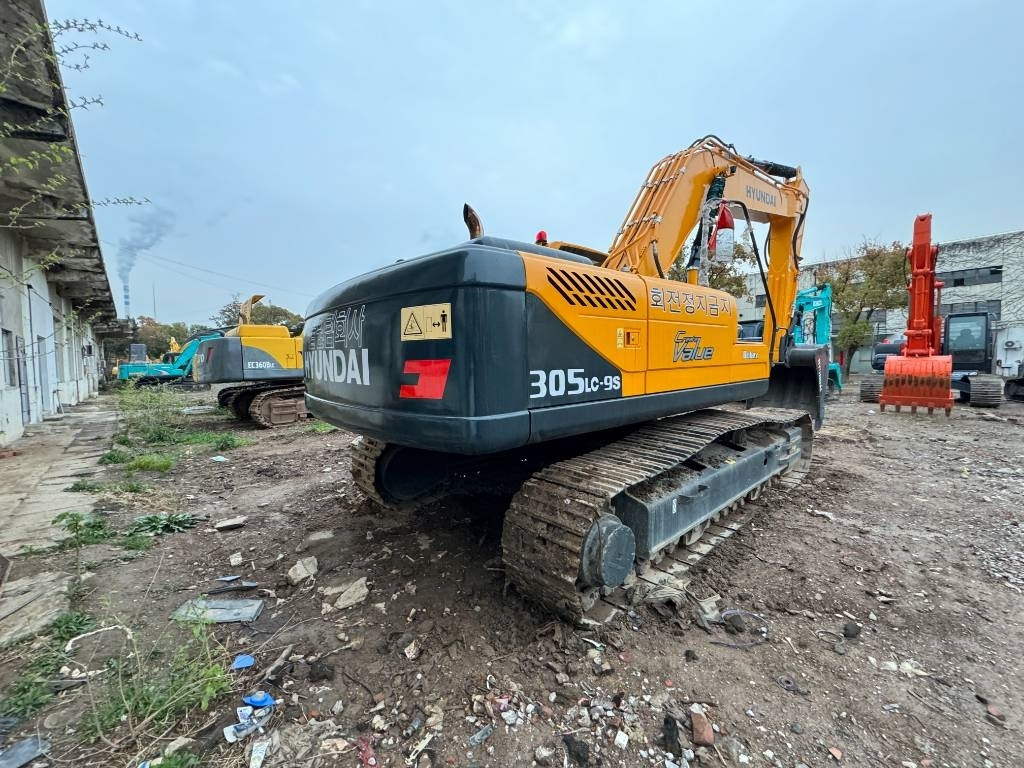 Hyundai 305lc - Гусеничный экскаватор: фото 3 Hyundai 305lc - Гусеничный экскаватор: фото 3