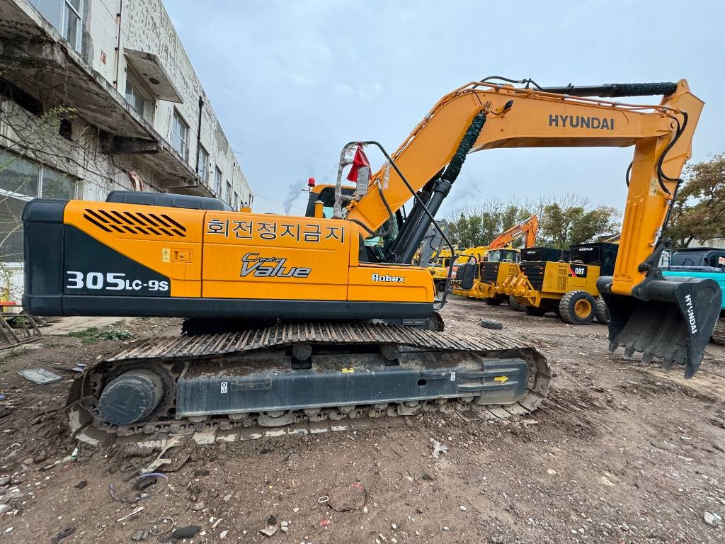 Hyundai 305lc - Гусеничный экскаватор: фото 1 Hyundai 305lc - Гусеничный экскаватор: фото 1