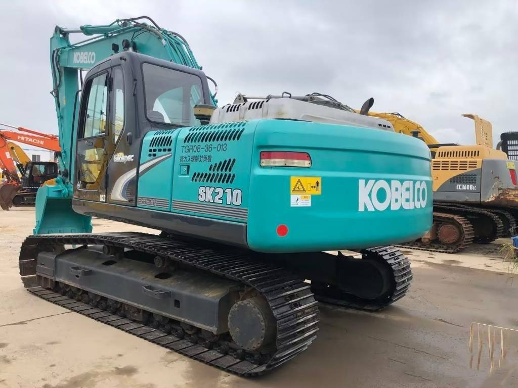Kobelco SK 210 - Гусеничный экскаватор: фото 1 Kobelco SK 210 - Гусеничный экскаватор: фото 1