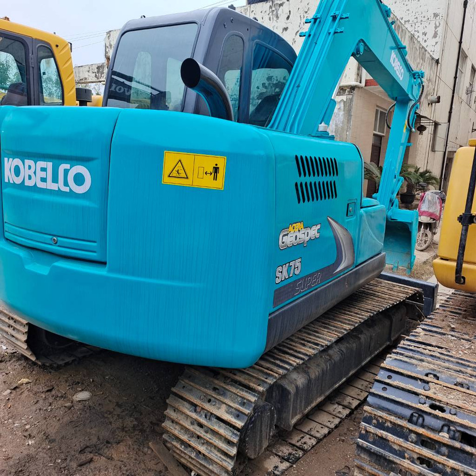 Мини-экскаватор Kobelco SK 75: фото 9