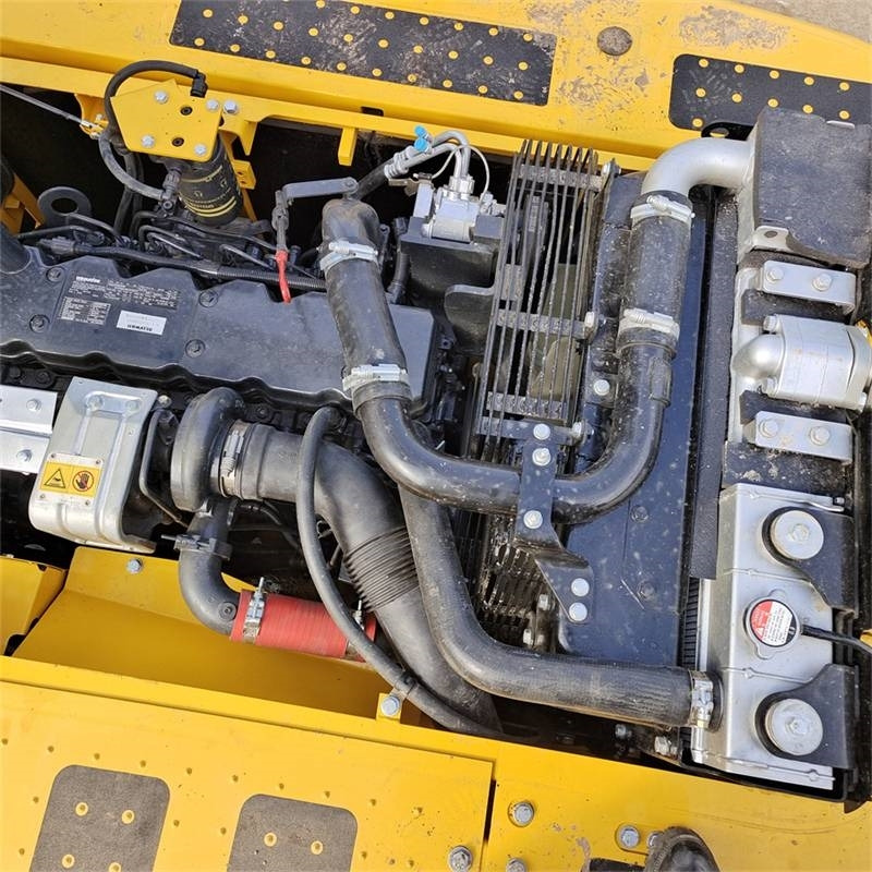 Komatsu PC 200 - Гусеничный экскаватор: фото 5 Komatsu PC 200 - Гусеничный экскаватор: фото 5