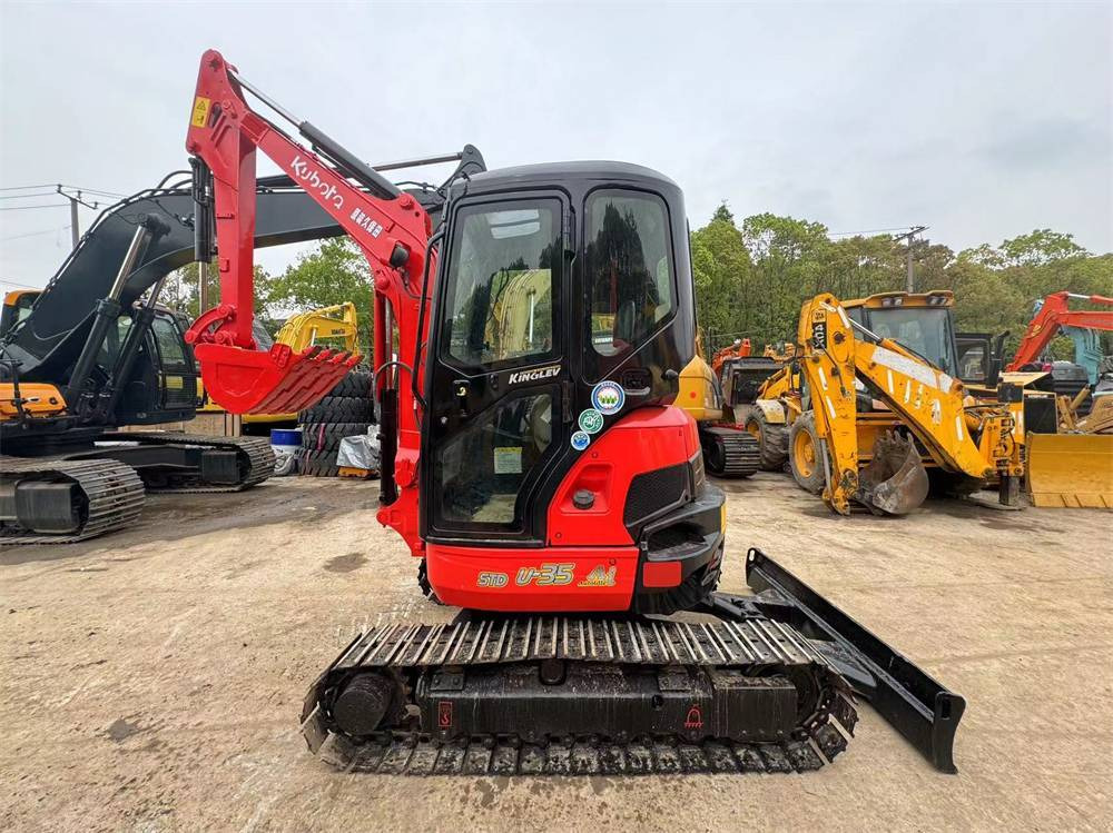 Kubota U 35-3 - Мини-экскаватор: фото 2 Kubota U 35-3 - Мини-экскаватор: фото 2
