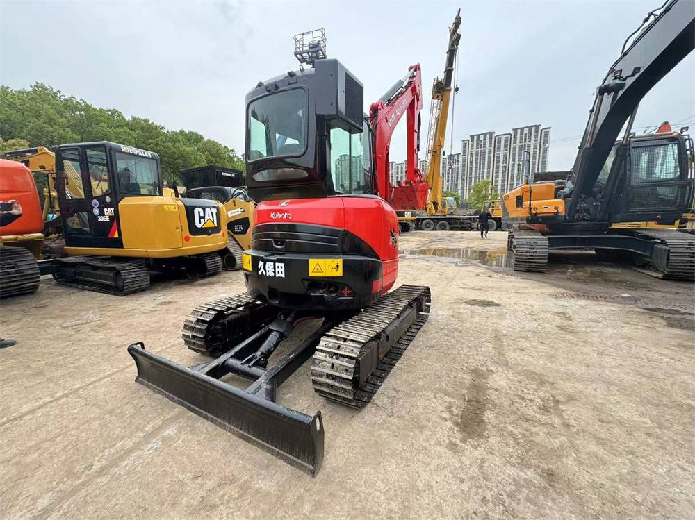 Kubota U 35-3 - Мини-экскаватор: фото 3 Kubota U 35-3 - Мини-экскаватор: фото 3