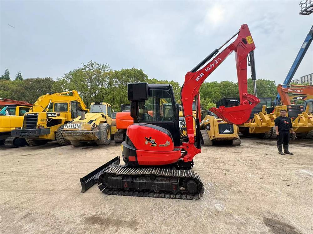 Kubota U 35-3 - Мини-экскаватор: фото 4 Kubota U 35-3 - Мини-экскаватор: фото 4