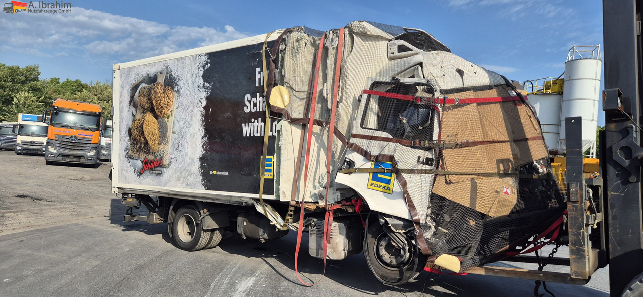 MAN TGL 8.160 4x2 Brotkoffer mit Kühlfach nicht fahrbereit ! nicht rollfähig - Малотоннажный рефрижератор: фото 1 MAN TGL 8.160 4x2 Brotkoffer mit Kühlfach nicht fahrbereit ! nicht rollfähig - Малотоннажный рефрижератор: фото 1