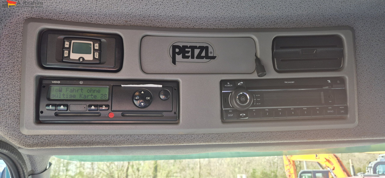 Mercedes-Benz 1824 Kipper Kran, Edelstahlaufbau Tierentsorgung - Самосвал, Автоманипулятор: фото 3 Mercedes-Benz 1824 Kipper Kran, Edelstahlaufbau Tierentsorgung - Самосвал, Автоманипулятор: фото 3