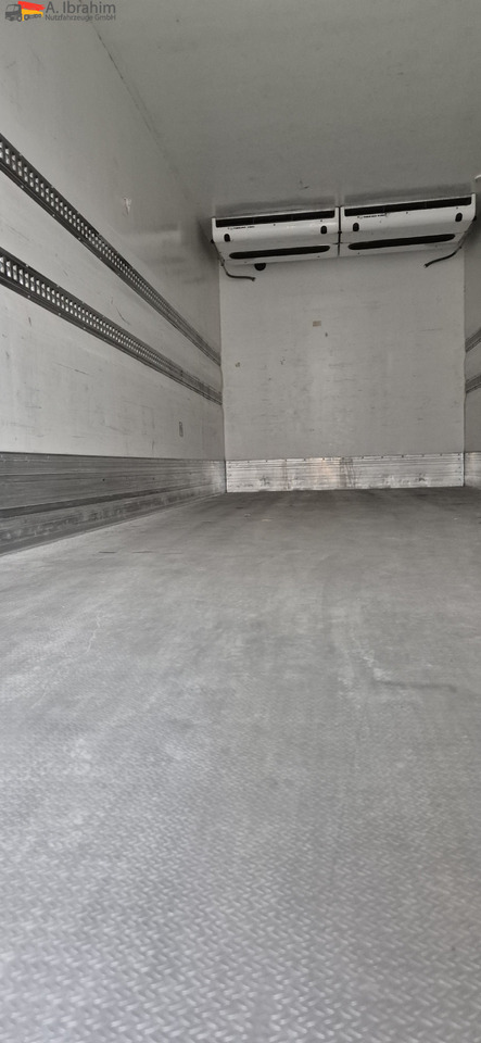 Mercedes-Benz 1830L Thermoking UT1200 - Рефрижератор: фото 4 Mercedes-Benz 1830L Thermoking UT1200 - Рефрижератор: фото 4