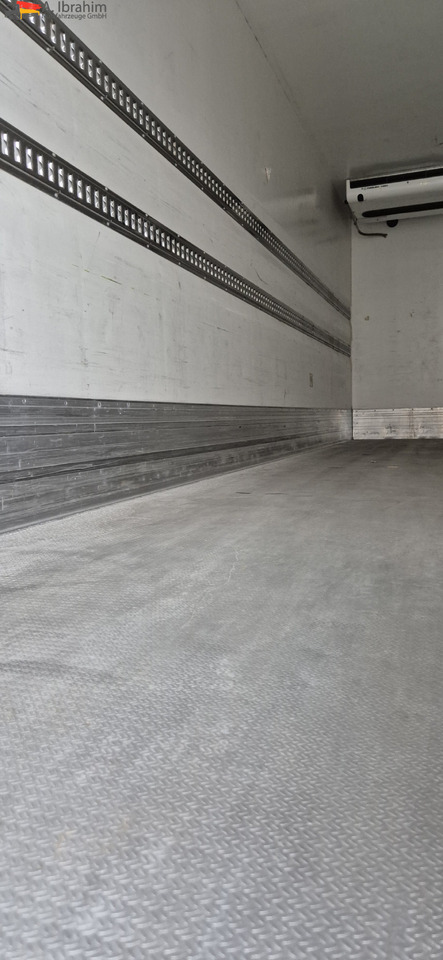 Mercedes-Benz 1830L Thermoking UT1200 - Рефрижератор: фото 3 Mercedes-Benz 1830L Thermoking UT1200 - Рефрижератор: фото 3