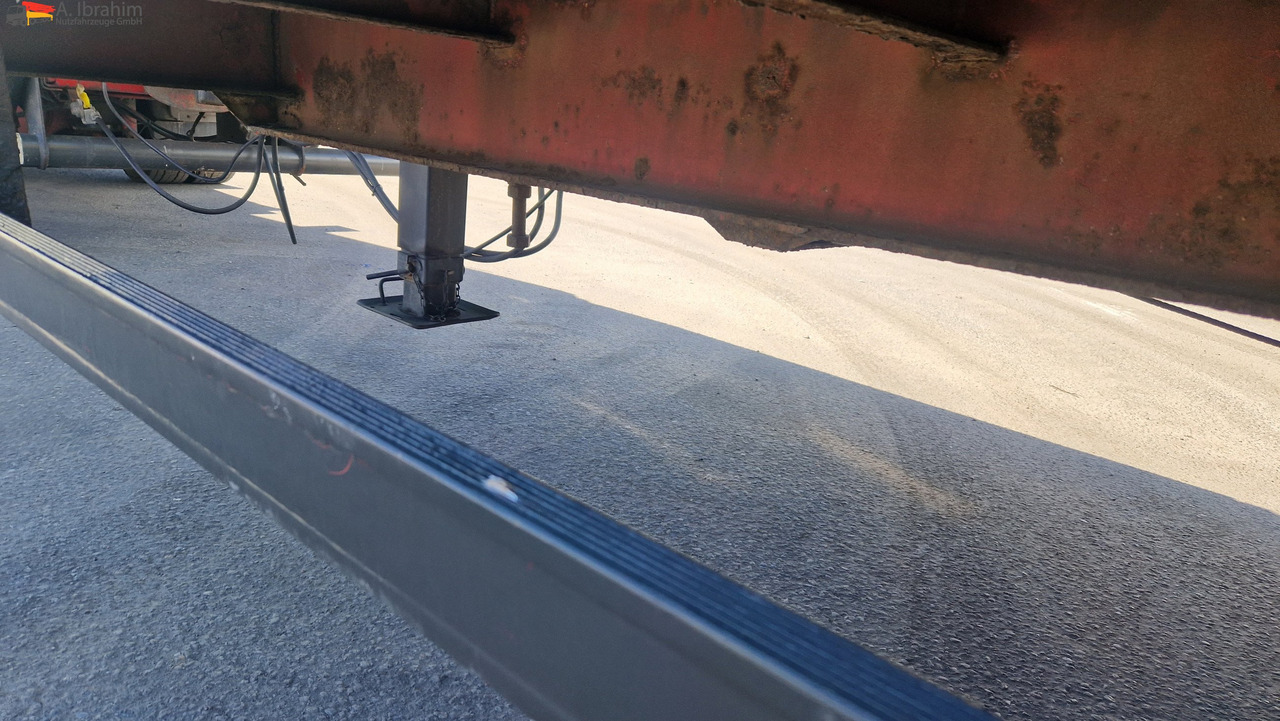 Möslein Tandemanhänger alt, aber ok - Тентованный прицеп: фото 5 Möslein Tandemanhänger alt, aber ok - Тентованный прицеп: фото 5