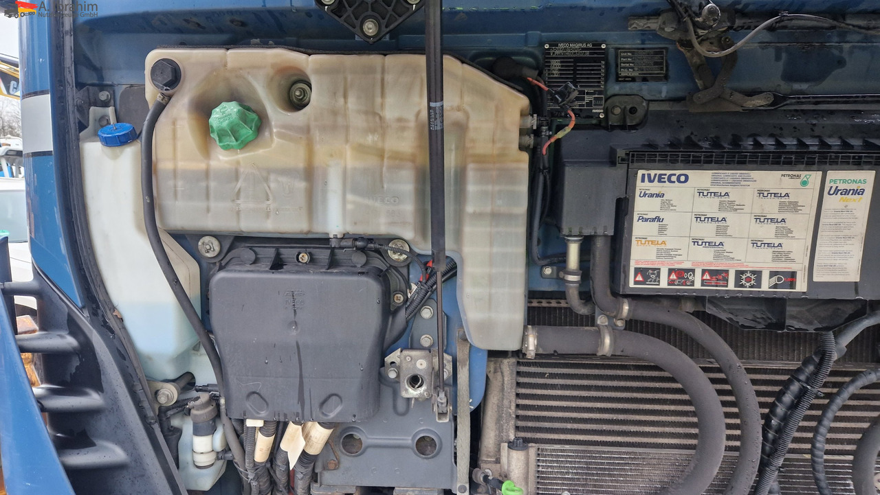 Iveco AS440T Lowdeck Stralis 450 Euro 6 deutsches Fahrzeug 1. Hand - Тягач: фото 4 Iveco AS440T Lowdeck Stralis 450 Euro 6 deutsches Fahrzeug 1. Hand - Тягач: фото 4