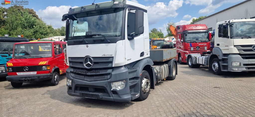 Mercedes-Benz 1842LS Zugmaschine mit Kontergewicht - Тягач: фото 1 Mercedes-Benz 1842LS Zugmaschine mit Kontergewicht - Тягач: фото 1