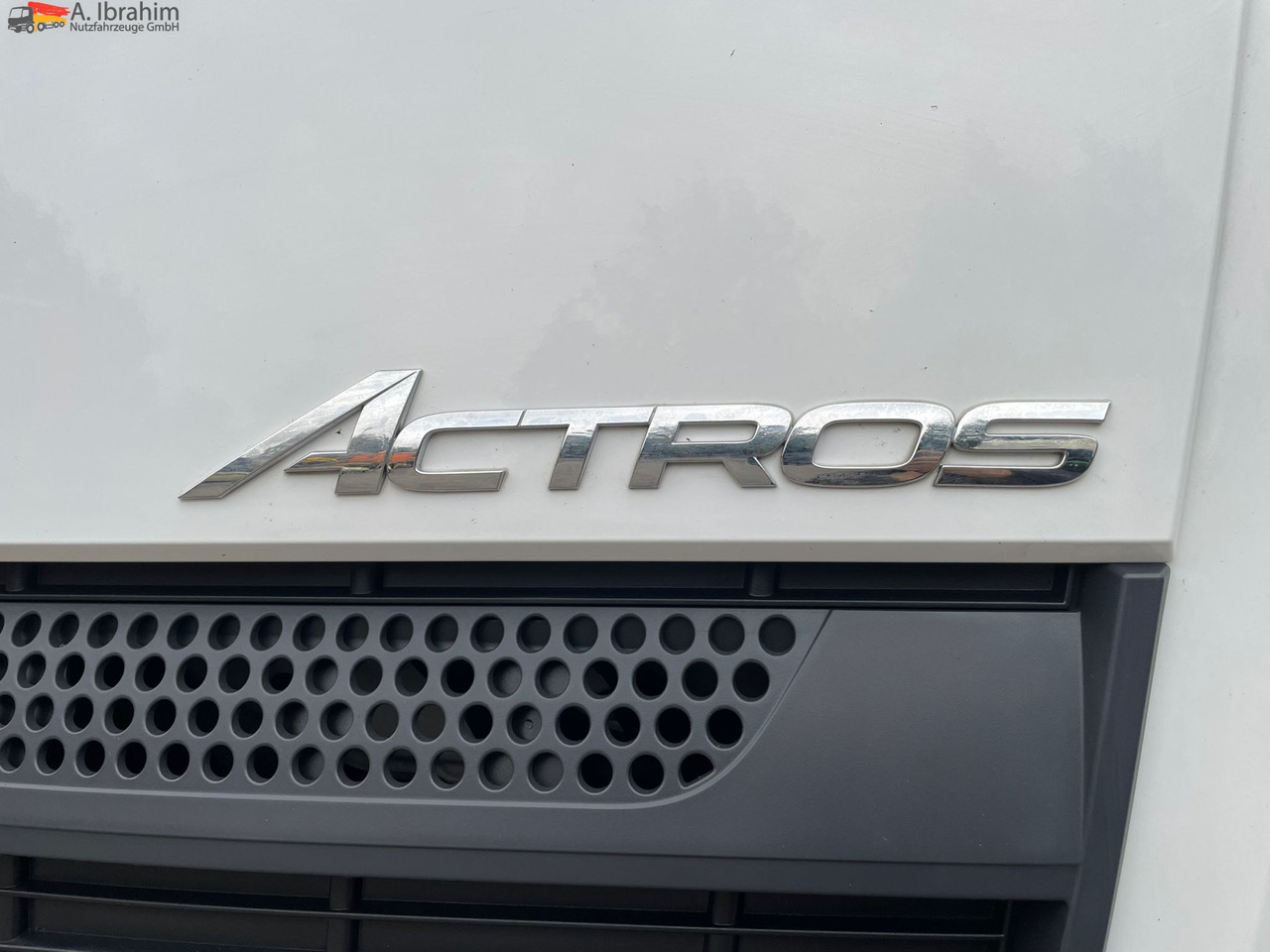 Mercedes-Benz ACTROS 2548 6x2 | Liftachse | 68t Zuggew.| Schwerlast-SZM - Тягач: фото 4 Mercedes-Benz ACTROS 2548 6x2 | Liftachse | 68t Zuggew.| Schwerlast-SZM - Тягач: фото 4