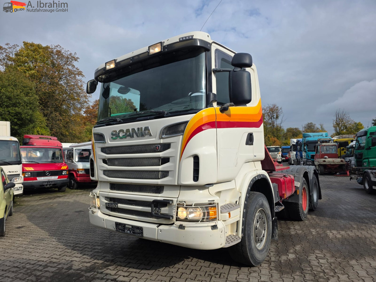 Scania R560 | 6x4 | V8 | Blatt Blatt | Schaltgetriebe | Kipphydraulik | Klima | Trommelbremse| 3 Pedals - Тягач: фото 1 Scania R560 | 6x4 | V8 | Blatt Blatt | Schaltgetriebe | Kipphydraulik | Klima | Trommelbremse| 3 Pedals - Тягач: фото 1