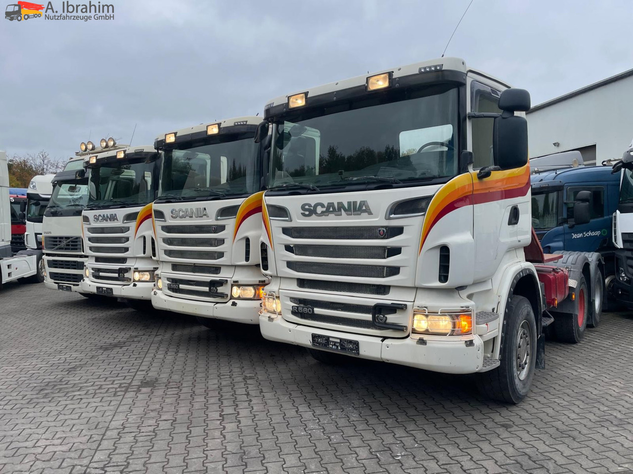 Scania R560 | 6x4 | V8 | Blatt Blatt | Schaltgetriebe |Kipphydraulik | Klima | Trommelbremse| 3 Pedals - Тягач: фото 1 Scania R560 | 6x4 | V8 | Blatt Blatt | Schaltgetriebe |Kipphydraulik | Klima | Trommelbremse| 3 Pedals - Тягач: фото 1