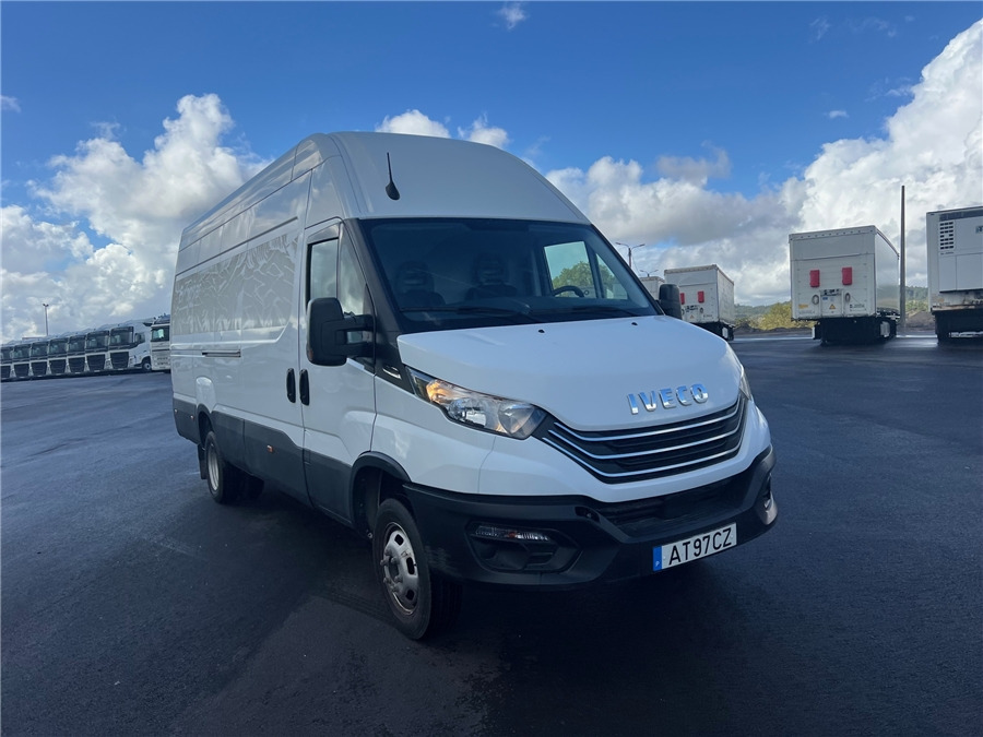Iveco 35C16 - Цельнометаллический фургон: фото 1 Iveco 35C16 - Цельнометаллический фургон: фото 1
