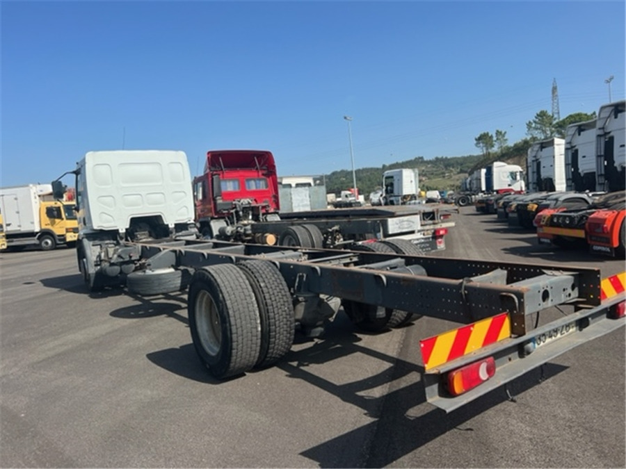 Renault HM 270.18 - Грузовик-шасси: фото 3 Renault HM 270.18 - Грузовик-шасси: фото 3