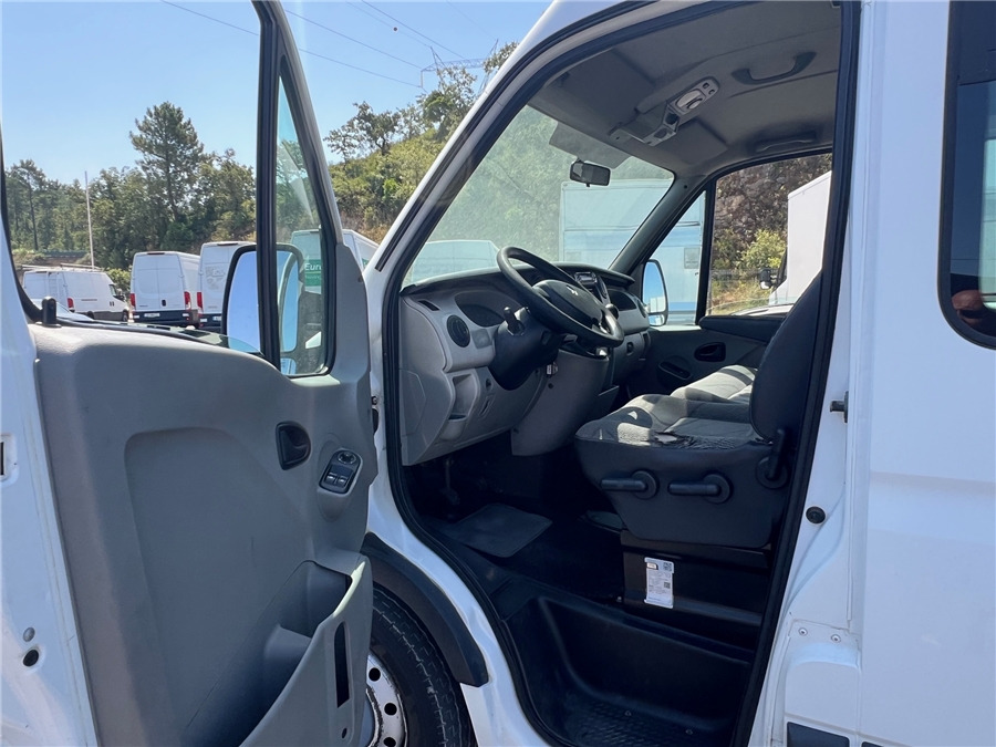 Микроавтобус, Пассажирский фургон Renault MASTER / 16lugares: фото 10 Микроавтобус, Пассажирский фургон Renault MASTER / 16lugares: фото 10