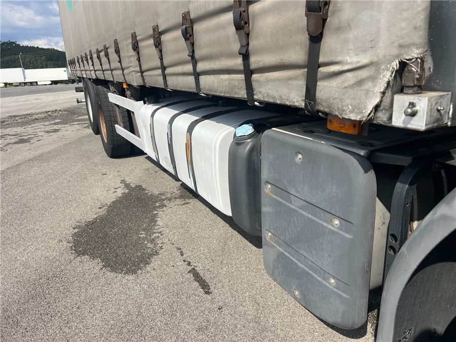 Тентованный грузовик Renault PREMIUM 370: фото 19 Тентованный грузовик Renault PREMIUM 370: фото 19