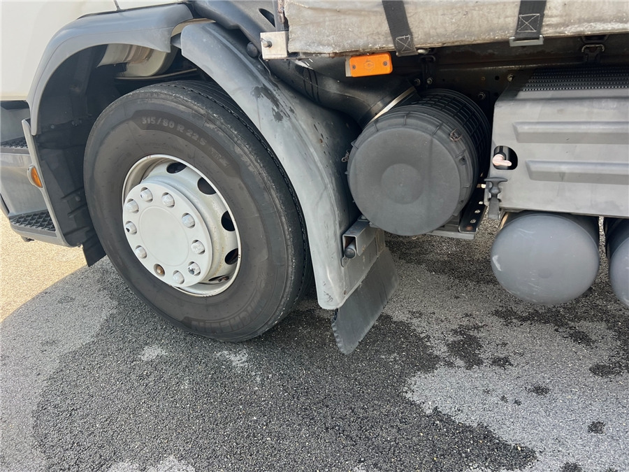 Тентованный грузовик Renault PREMIUM 370: фото 17 Тентованный грузовик Renault PREMIUM 370: фото 17