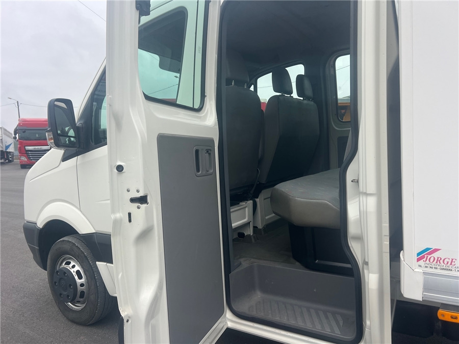 Малотоннажный фургон, Грузопассажирский фургон VOLKSWAGEN CRAFTER: фото 11