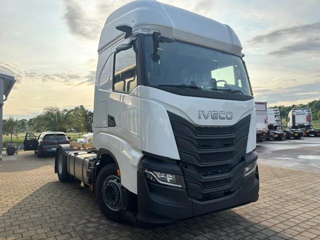 IVECO STRALIS S-WAY AS440S50 T/P - Грузовик-шасси: фото 1 IVECO STRALIS S-WAY AS440S50 T/P - Грузовик-шасси: фото 1
