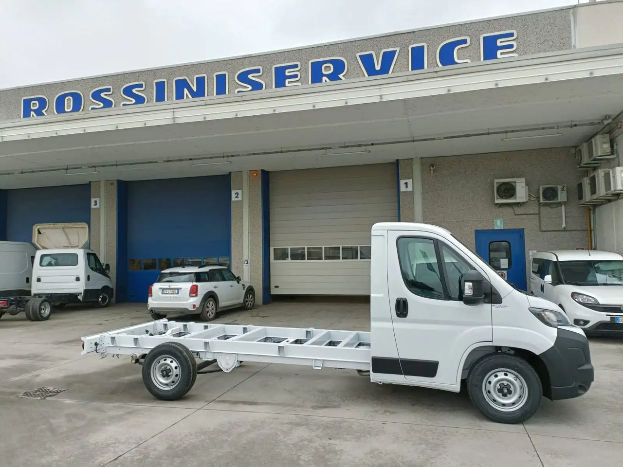 FIAT DUCATO MAXI L4H1 - Лёгкий коммерческий автомобиль: фото 4 FIAT DUCATO MAXI L4H1 - Лёгкий коммерческий автомобиль: фото 4