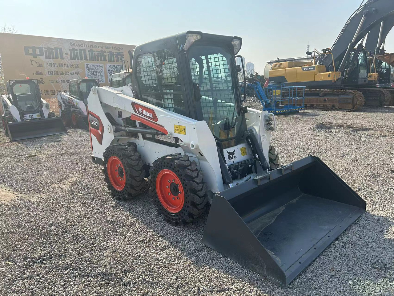 Bobcat S510 - Мини-погрузчик с бортовым поворотом: фото 5 Bobcat S510 - Мини-погрузчик с бортовым поворотом: фото 5