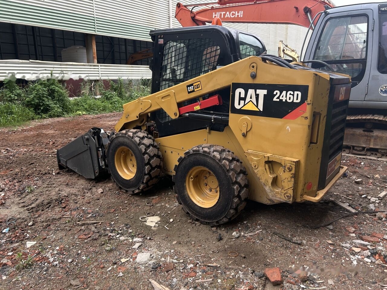 Caterpillar 246D - Мини-погрузчик с бортовым поворотом: фото 5 Caterpillar 246D - Мини-погрузчик с бортовым поворотом: фото 5