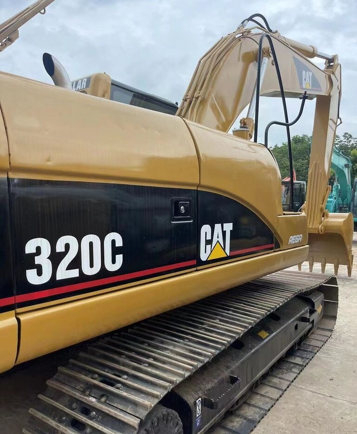Caterpillar 320C - Гусеничный экскаватор: фото 1 Caterpillar 320C - Гусеничный экскаватор: фото 1