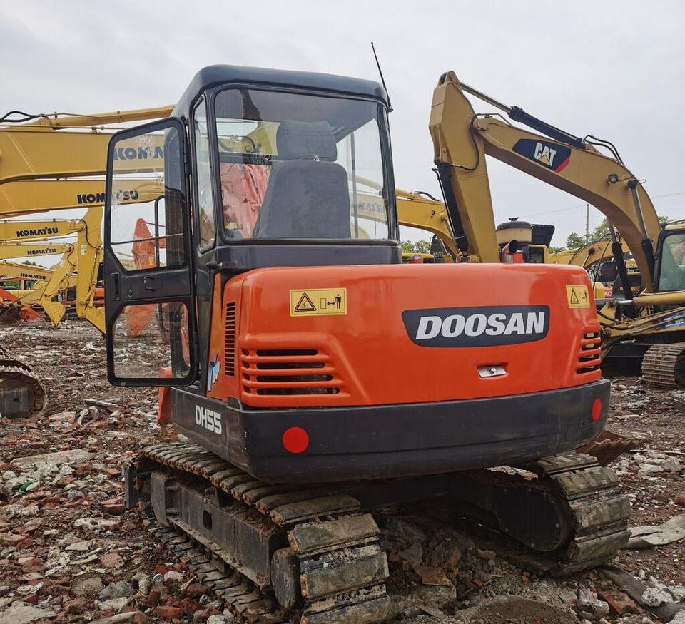 Doosan DH55 - Гусеничный экскаватор: фото 4 Doosan DH55 - Гусеничный экскаватор: фото 4