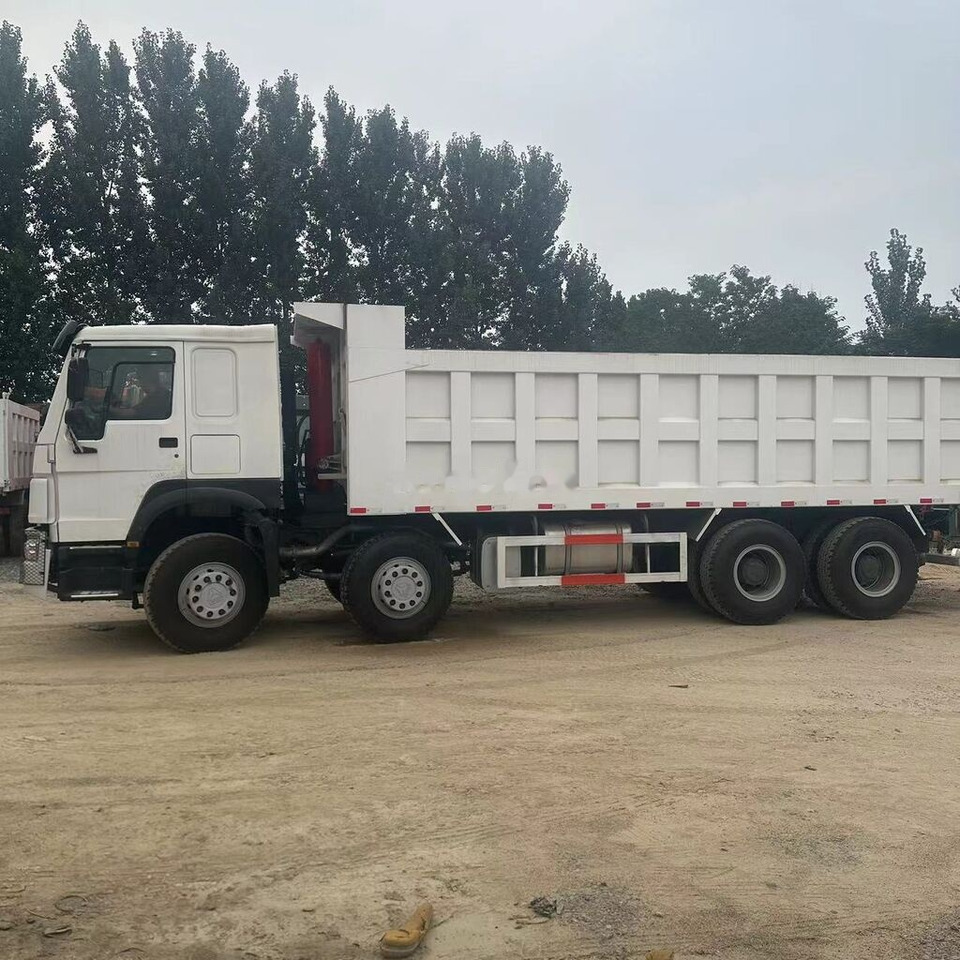 Howo 371 8X4 - Самосвал: фото 2 Howo 371 8X4 - Самосвал: фото 2