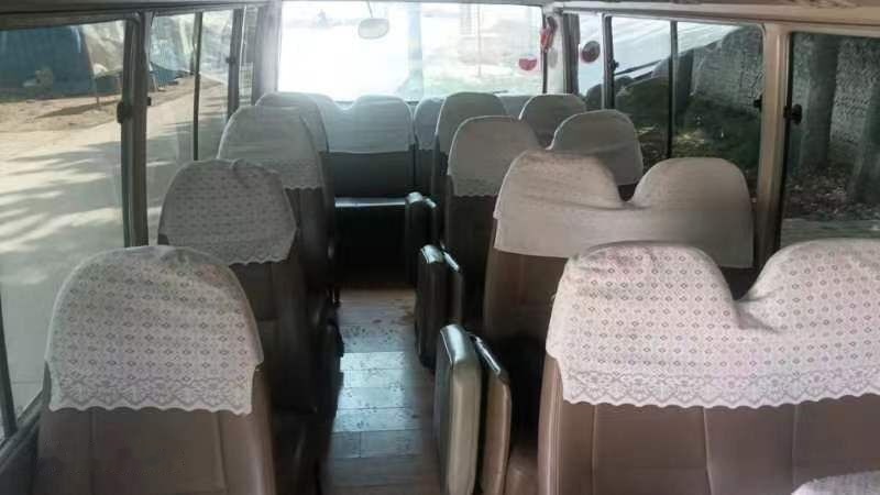 Toyota Coaster - Городской автобус: фото 4 Toyota Coaster - Городской автобус: фото 4