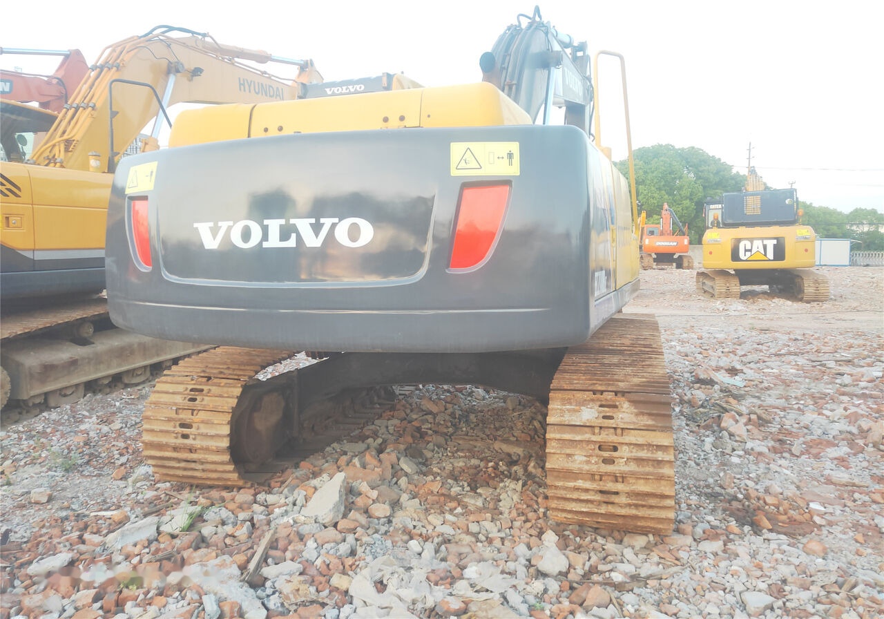 Volvo EC210BLC - Гусеничный экскаватор: фото 3 Volvo EC210BLC - Гусеничный экскаватор: фото 3