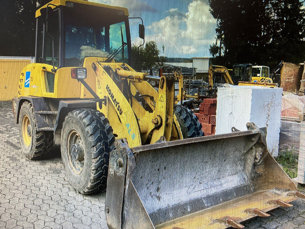 Komatsu WA 75-3 Active - Колёсный погрузчик: фото 2 Komatsu WA 75-3 Active - Колёсный погрузчик: фото 2