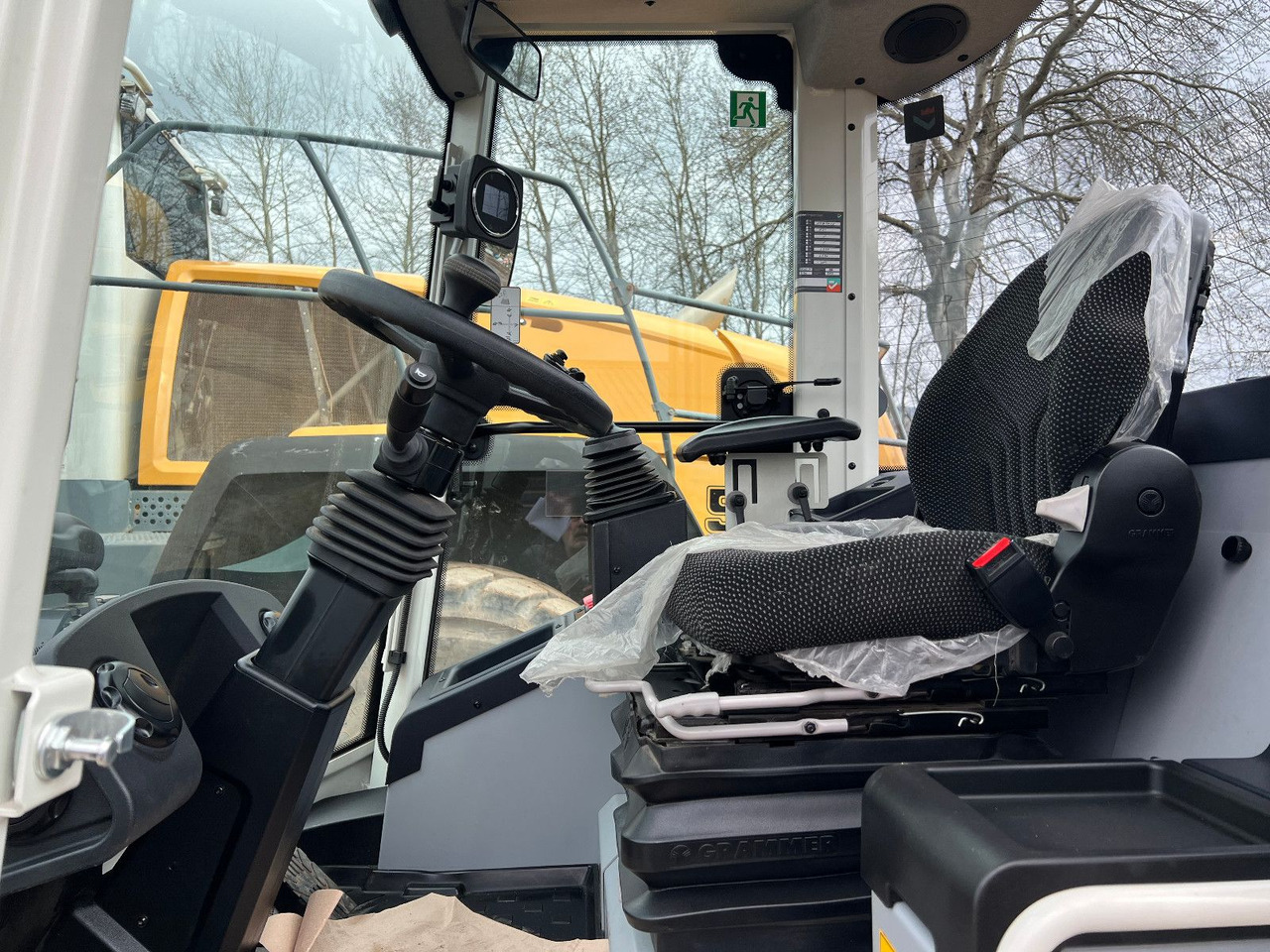 Liebherr L 507 Stereo V Likufix 2x verfügbar - Колёсный погрузчик: фото 5 Liebherr L 507 Stereo V Likufix 2x verfügbar - Колёсный погрузчик: фото 5